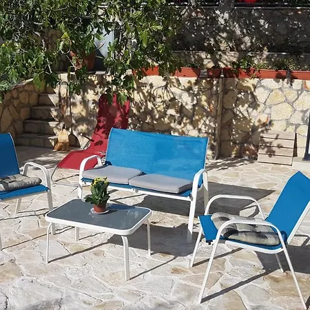 Mina Apartment Okrug Gornji