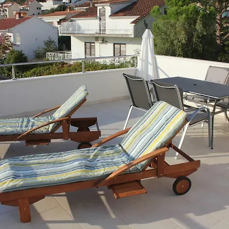 Apartment Mina Okrug Gornji