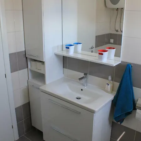 Apartment Mina *